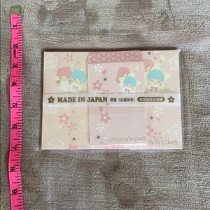 Little Twin Stars letter set